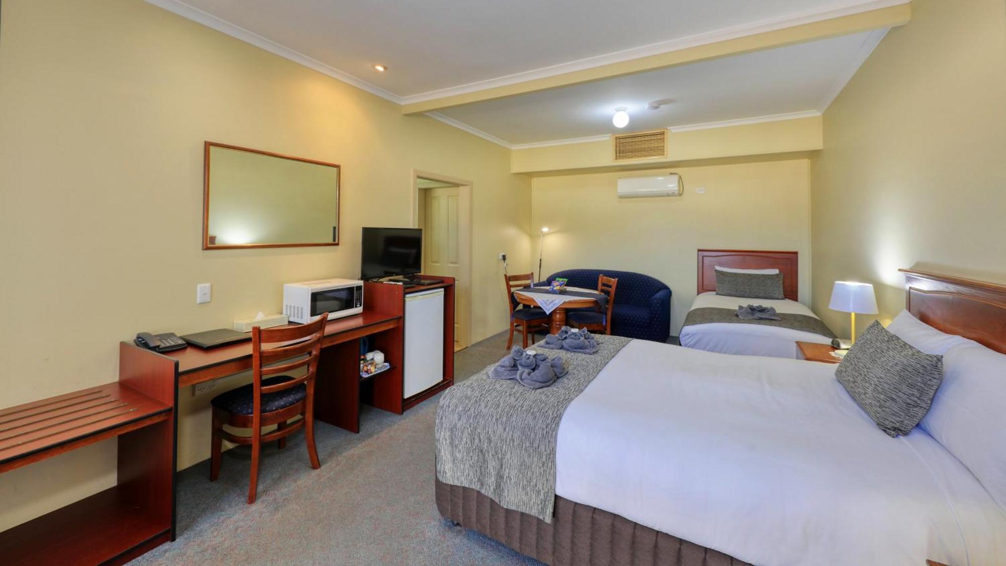 Motel Oasis Motor