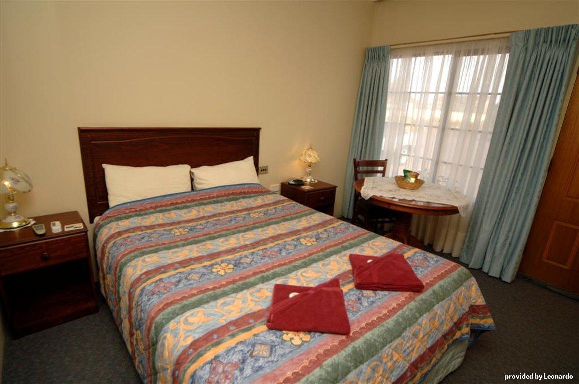 Oasis Motor 3* Broken Hill